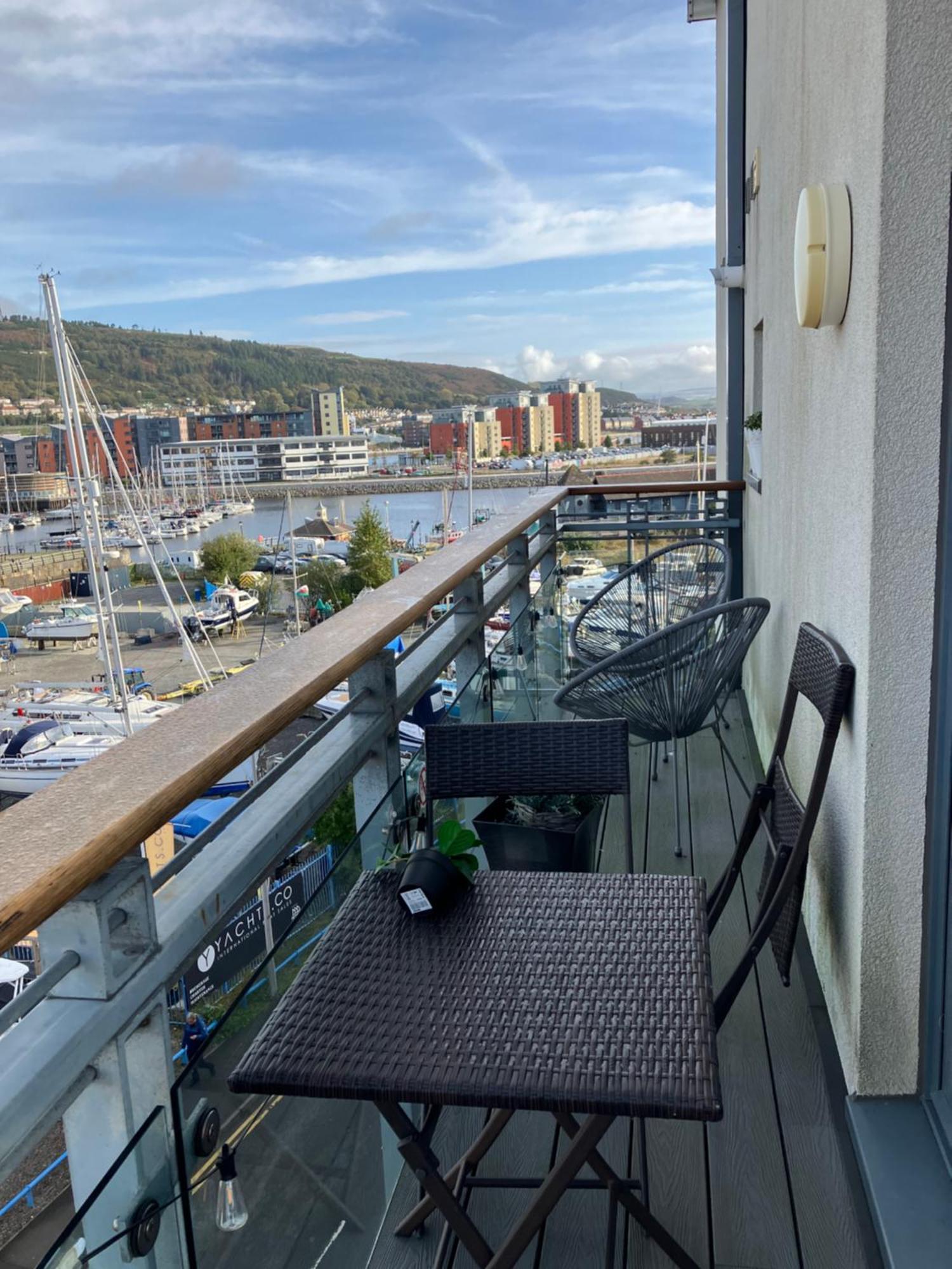 Swansea Bay, Marina & Arena View Mins To Beach & City Exterior foto